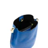 pormenor interior da Jessie Mala Bucket Azul em Pele