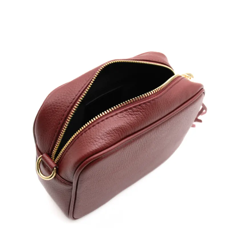 bb burgundy leather crossbody bag interior details