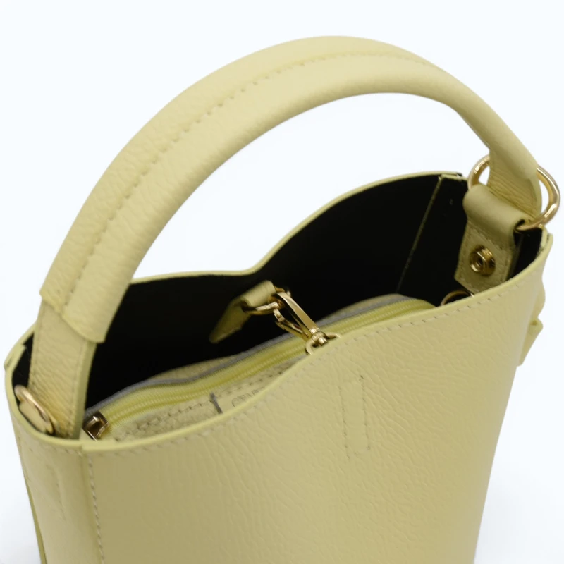 Flow butter yellow leather handbag  details