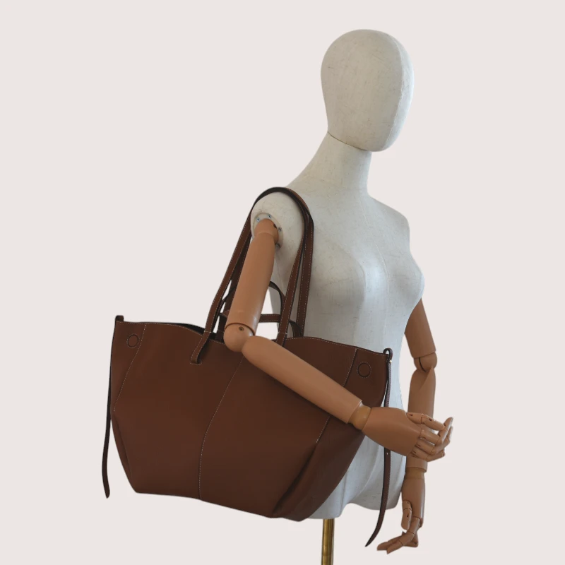 mag-l-brown-leather-handbag-model Mag L Brown Leather Handbag model