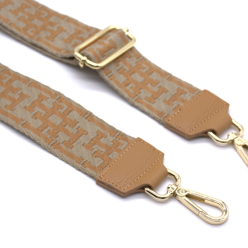 h camel guitar bag strap detail