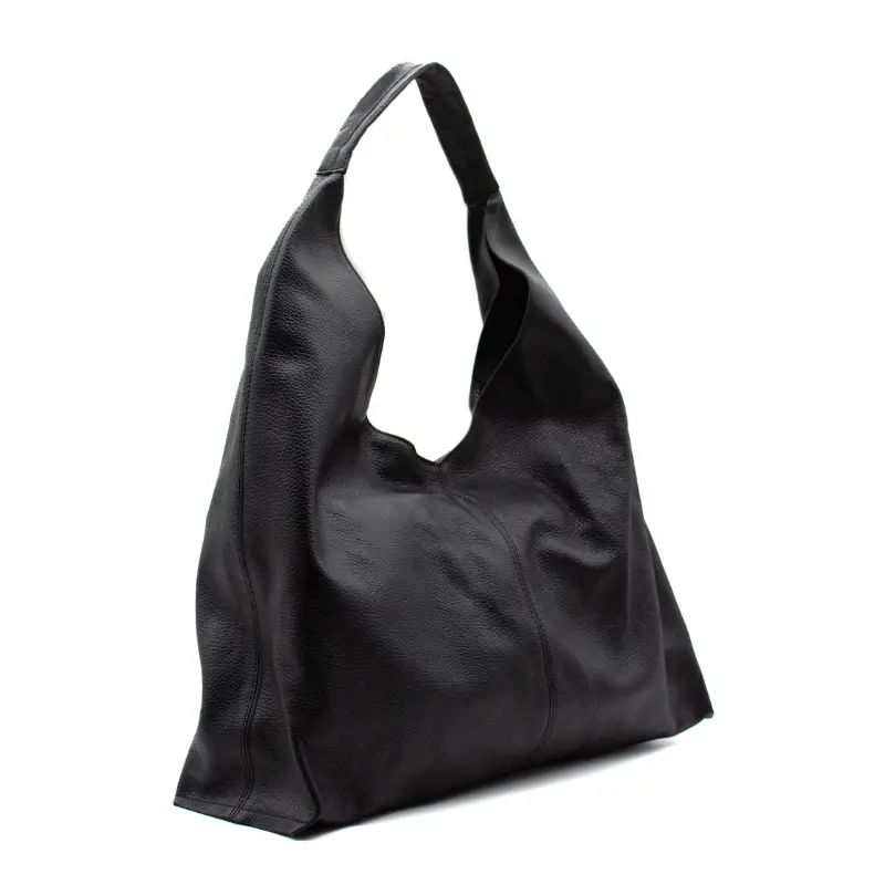 lateral da Sahara Mala Shopper Preta em Pele