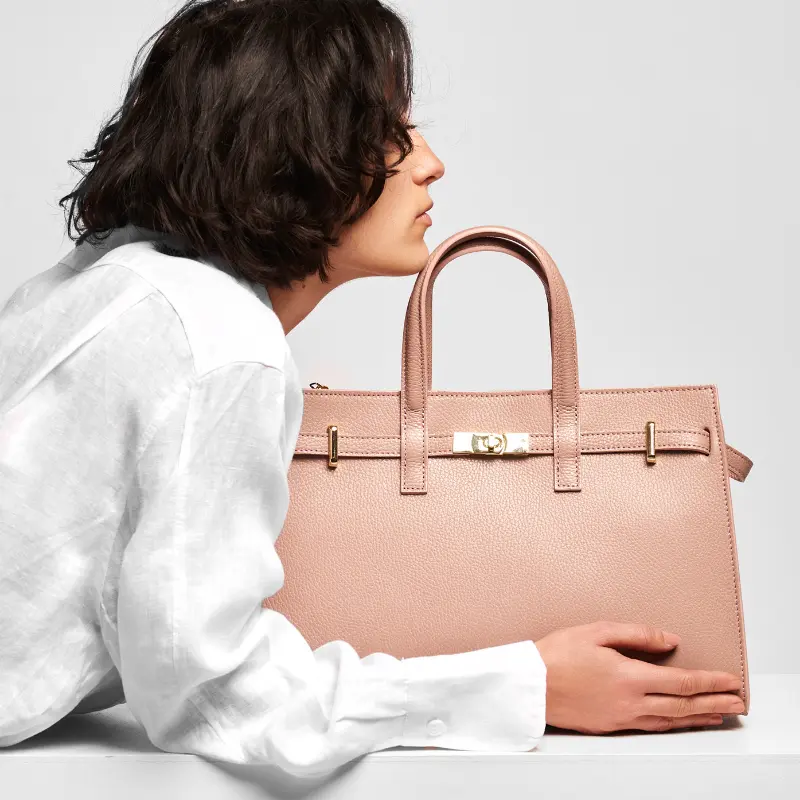 carine nude leather handbag on model