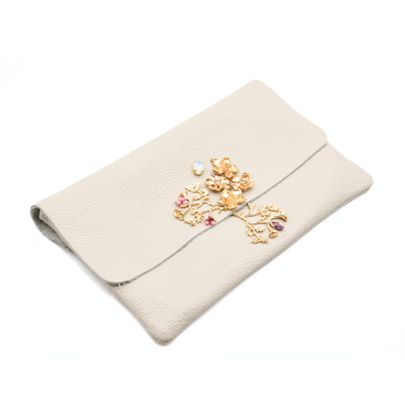 verdant beige clutch bag side