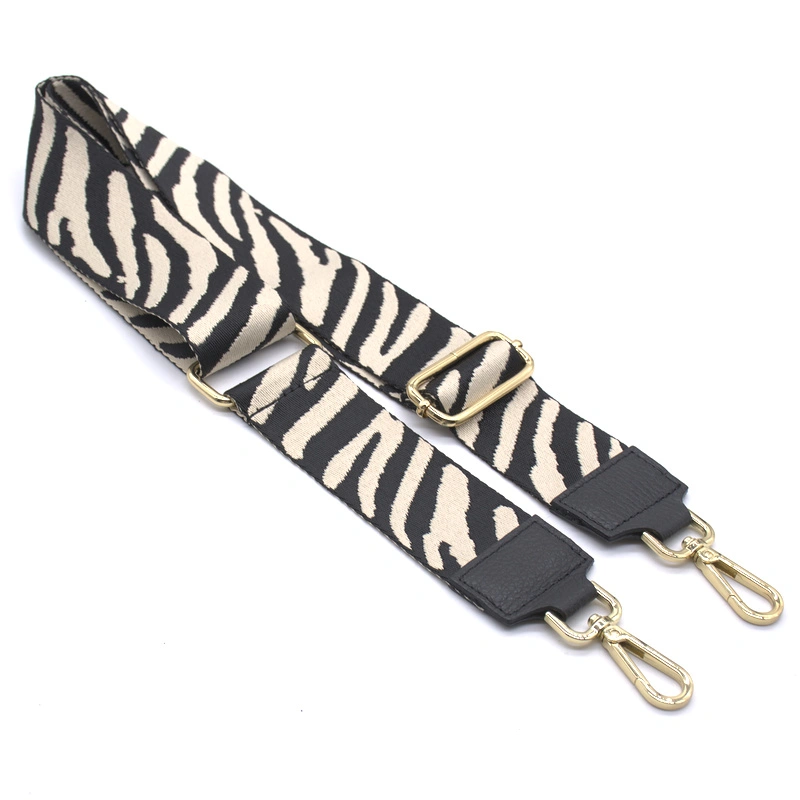 wild black guitar bag strap side