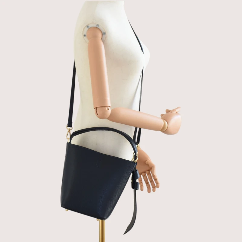Flow Navy Blue Leather Handbag crossbody detail