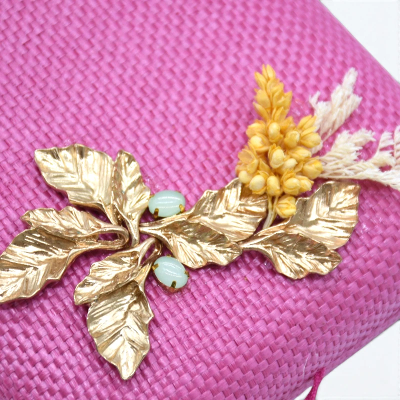 fleur d or clutch pink clutch detail